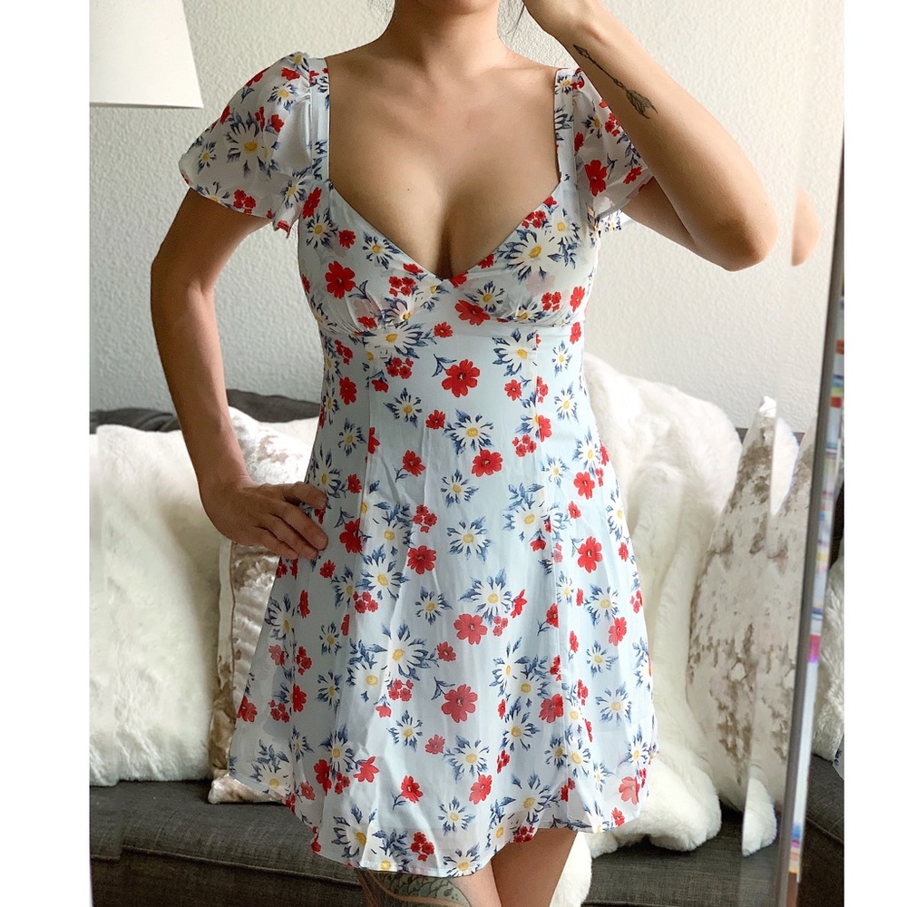 NWT F21 Floral Dress - Picture 4 of 4